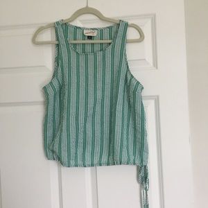 Universal Thread tank top